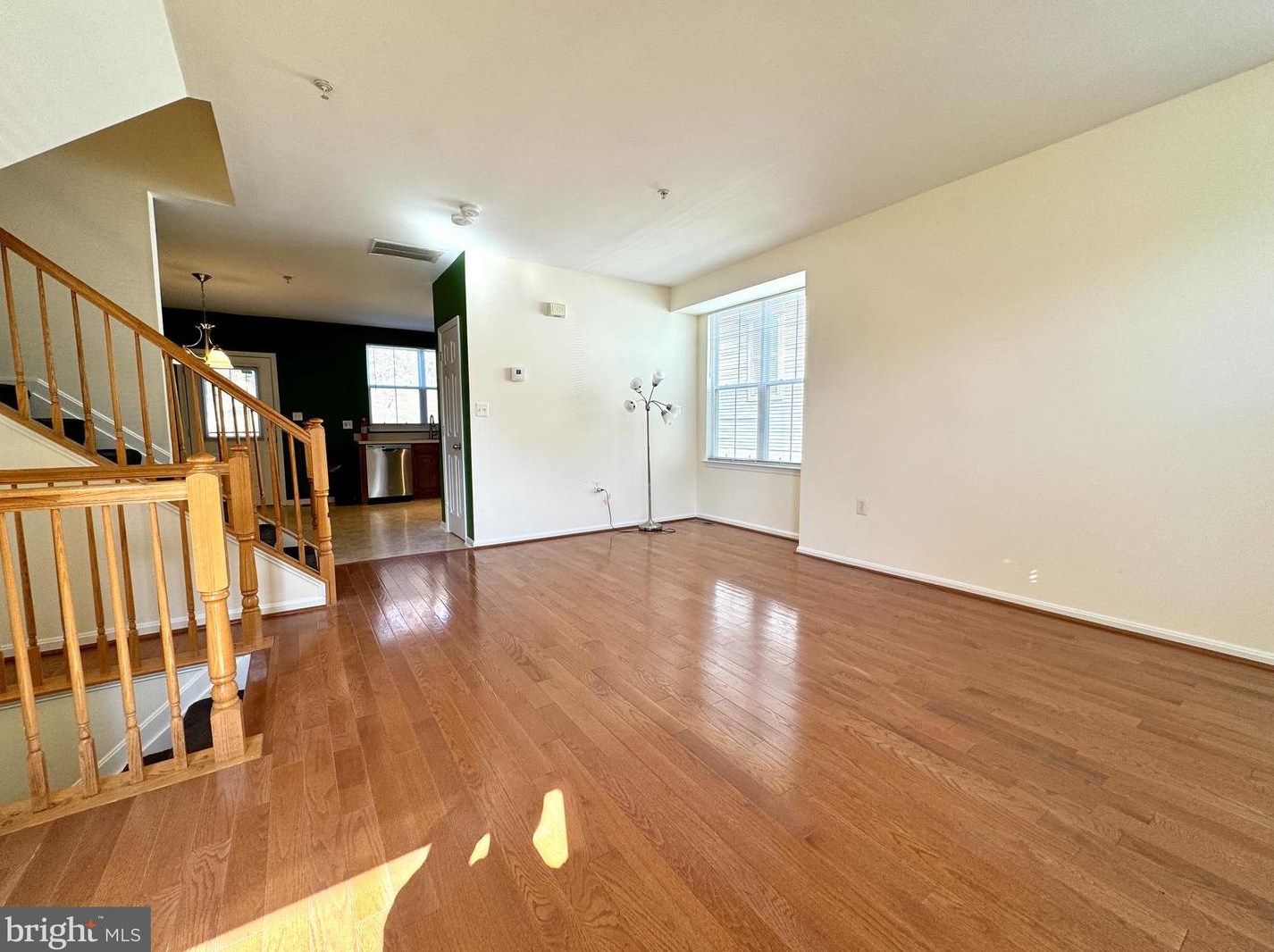 1827 Bruce Pl Se, Washington, DC 20020
