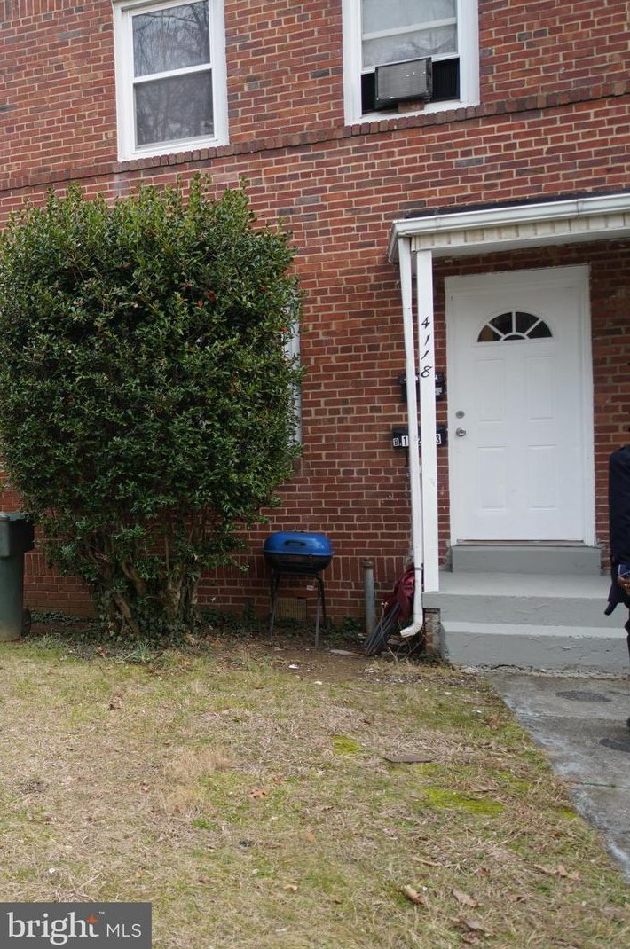 4118 First St Se, Washington, DC 20032