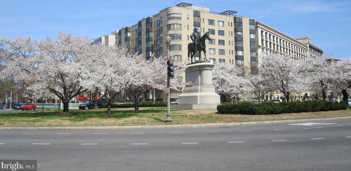 1 Scott Nw #118, Washington, DC 20036