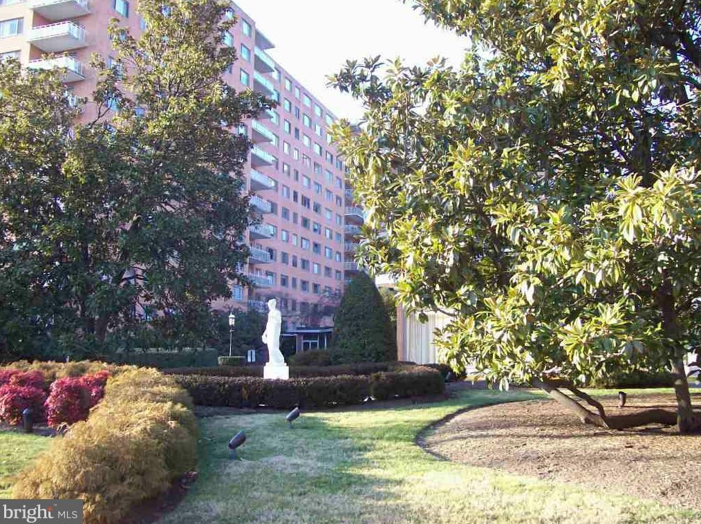 4201 Cathedral Ave Nw #116w, Washington, DC