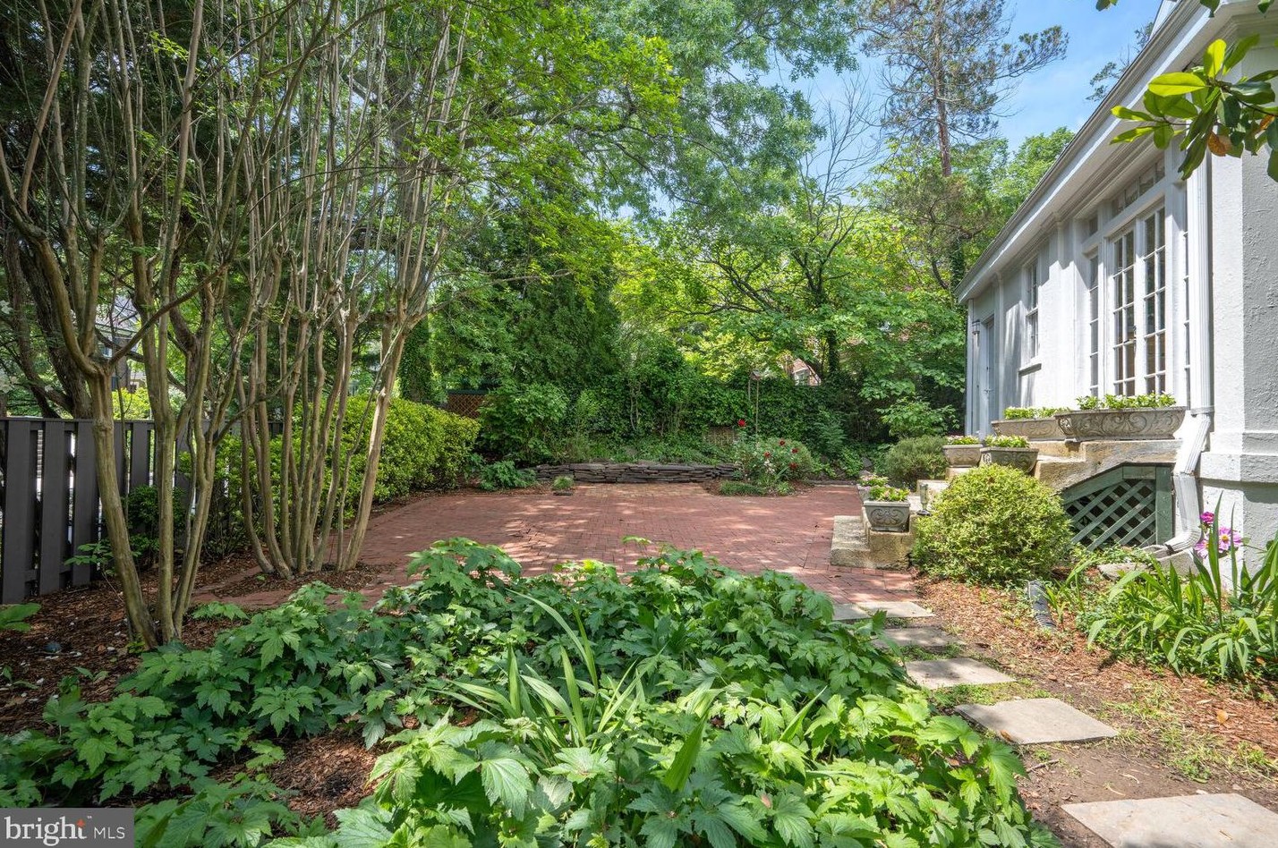 3203 Cleveland Ave, Washington DC 20008-3401 exterior