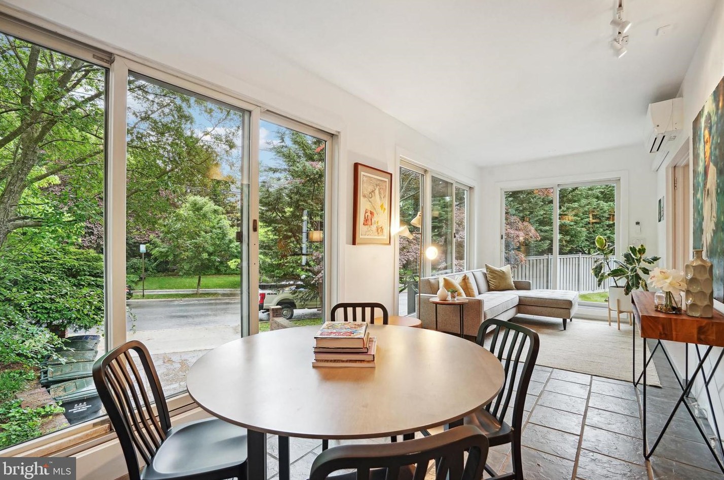 3203 Cleveland Ave, Washington DC 20008-3401 exterior