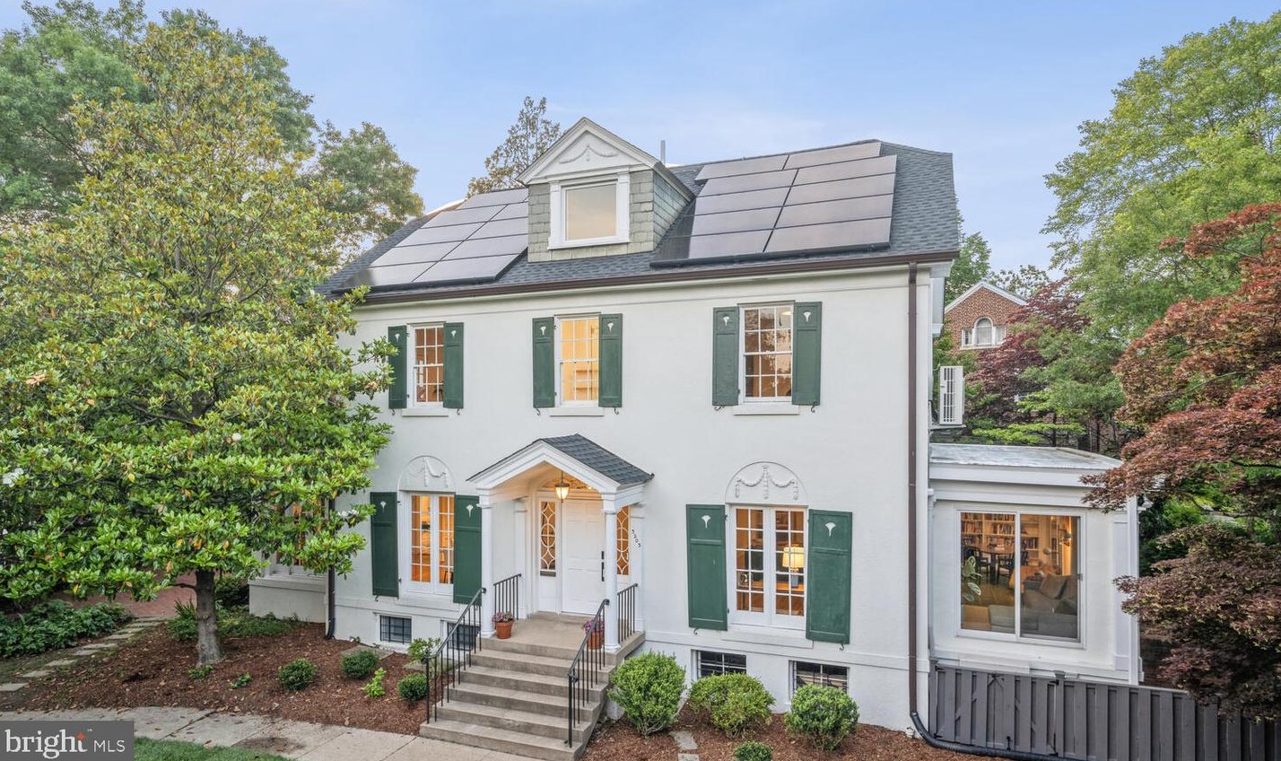 3203 Cleveland Ave, Washington DC 20008-3401 exterior