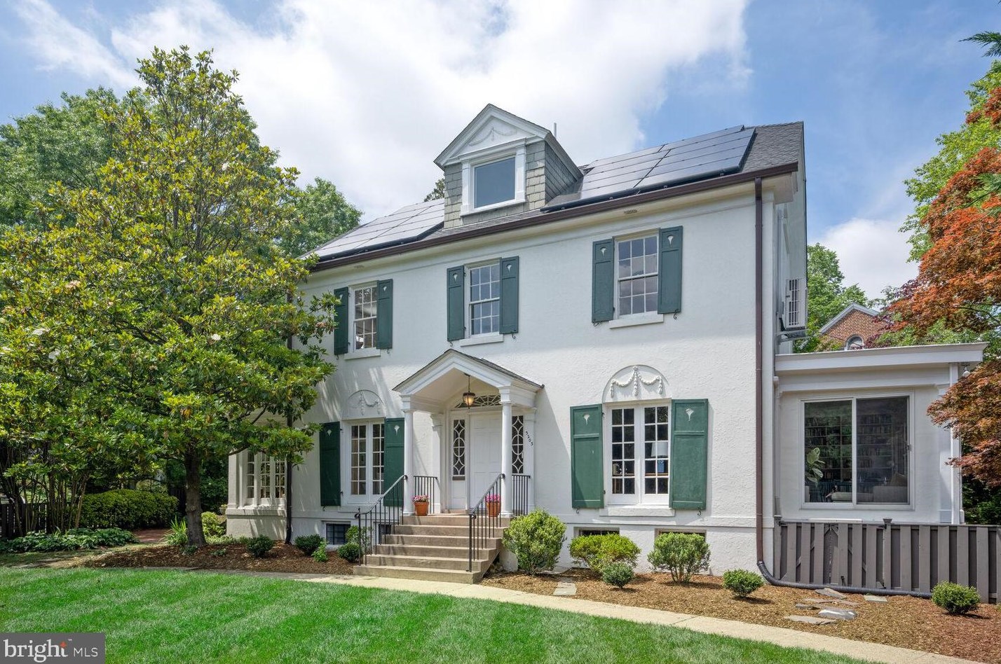 3203 Cleveland Ave, Washington, DC 20008-3450