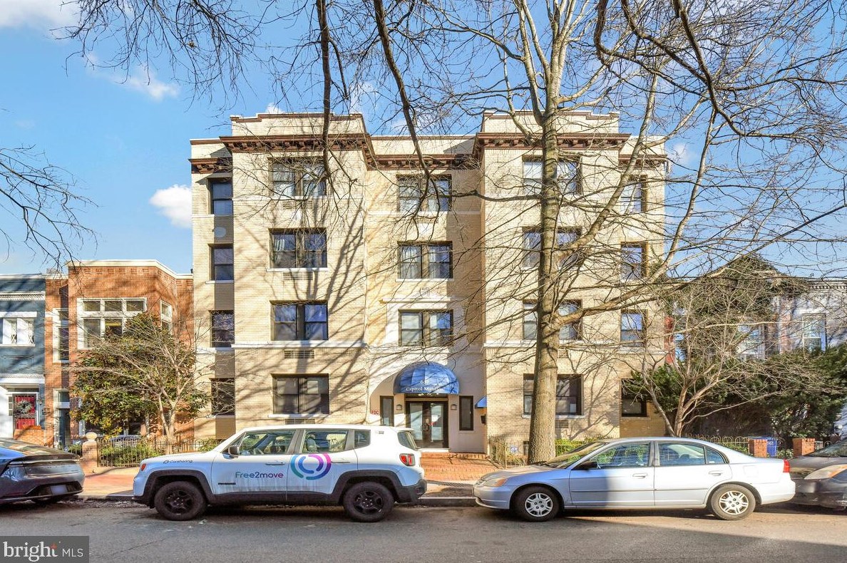 637 3rd St Ne #201, Washington, DC 20002