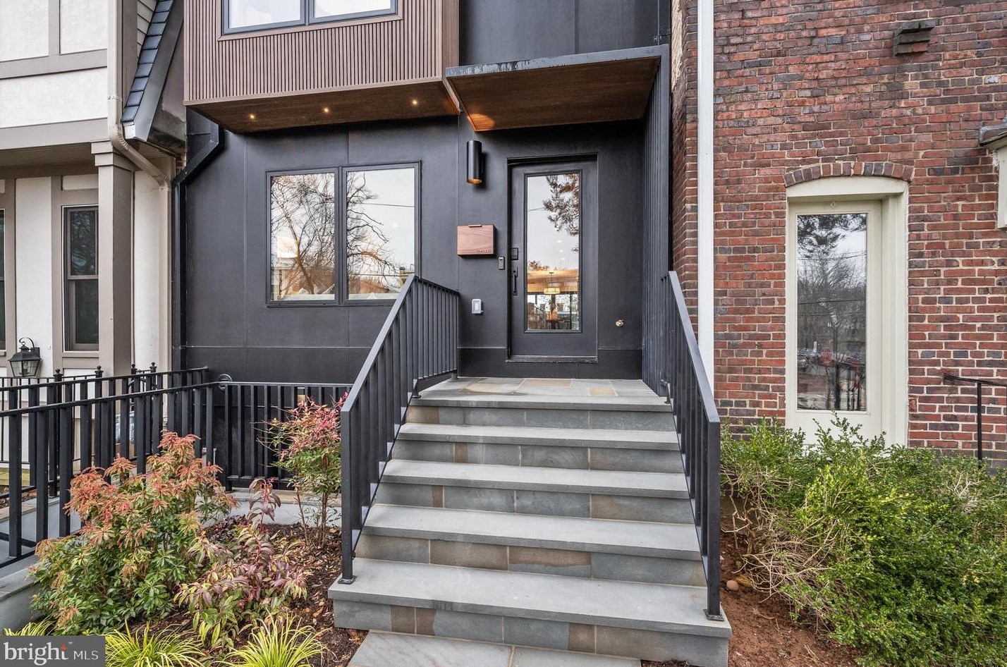 3540 South St, Washington, DC 20007-4400