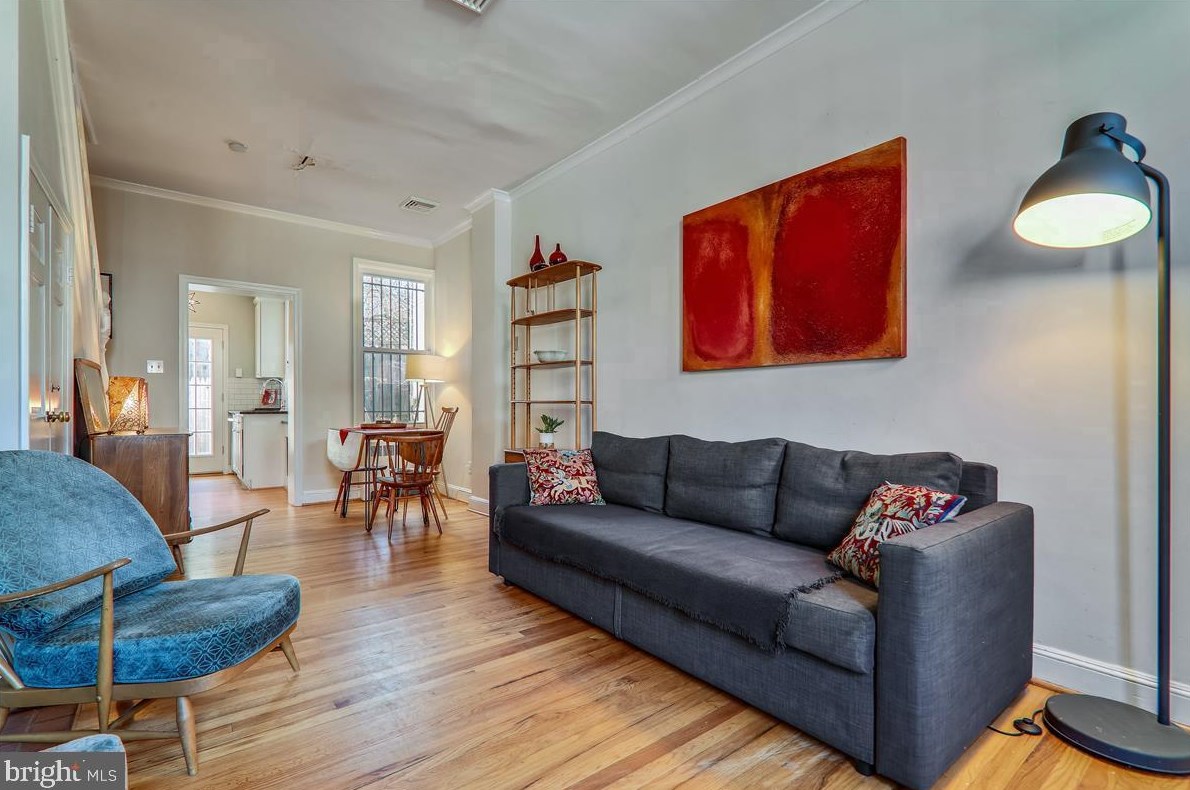 1345 28th St, Washington DC  20007-3101 exterior