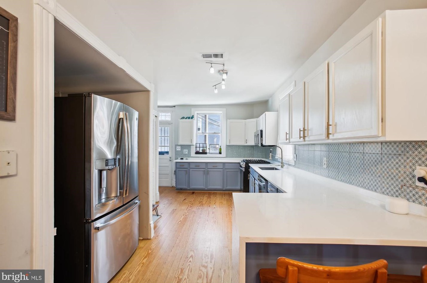 3005 11th St, Washington DC  20001-3905 exterior