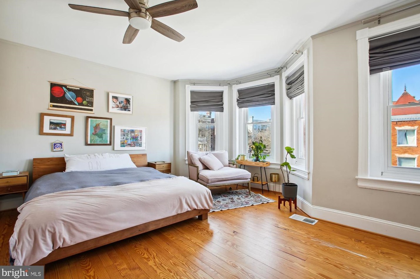 3005 11th St, Washington DC  20001-3905 exterior