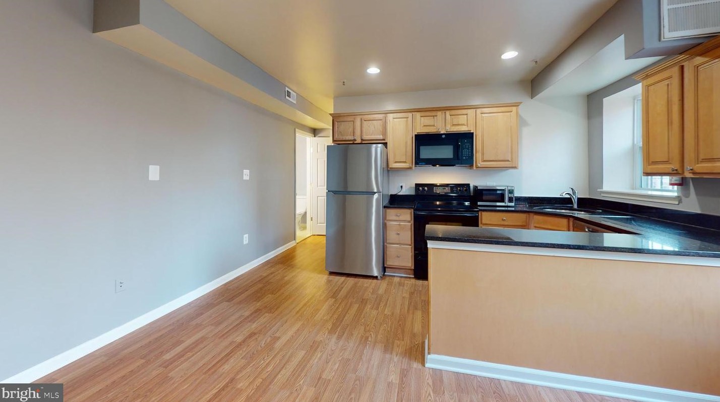 1310 Congress St Se #201, Washington, DC 20032