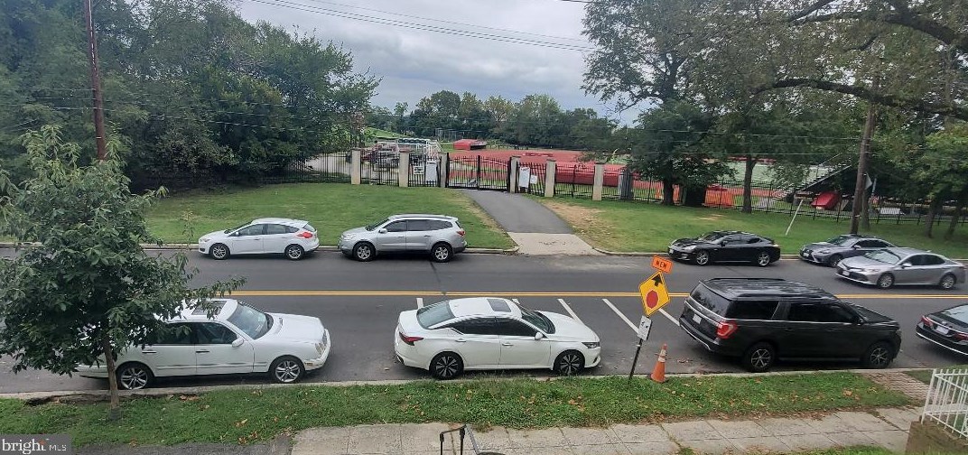 255 Hawaii Ave Ne, Washington, DC 20011