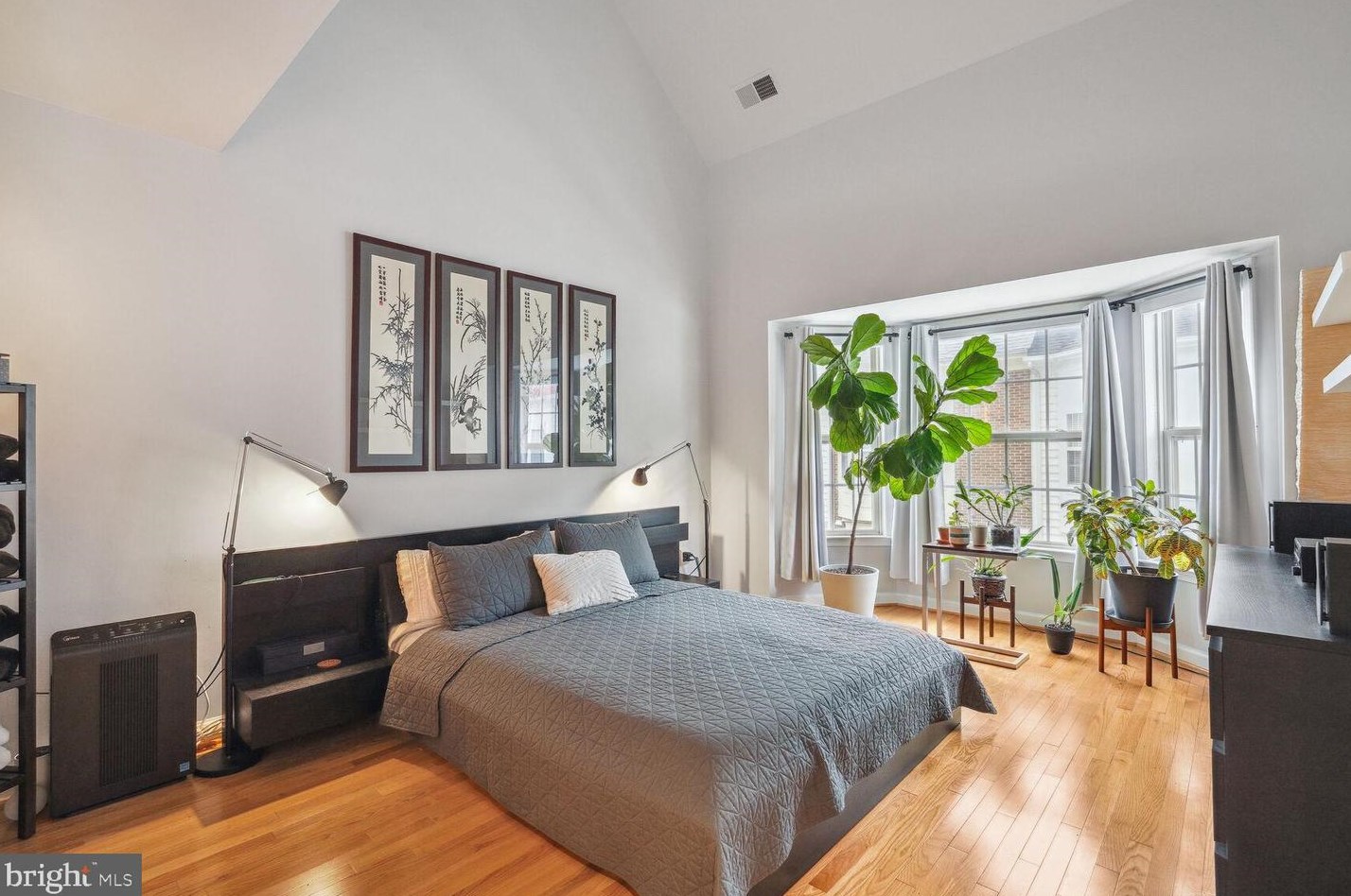 714 Capitol Square Pl, Washington DC 20024-2414 exterior