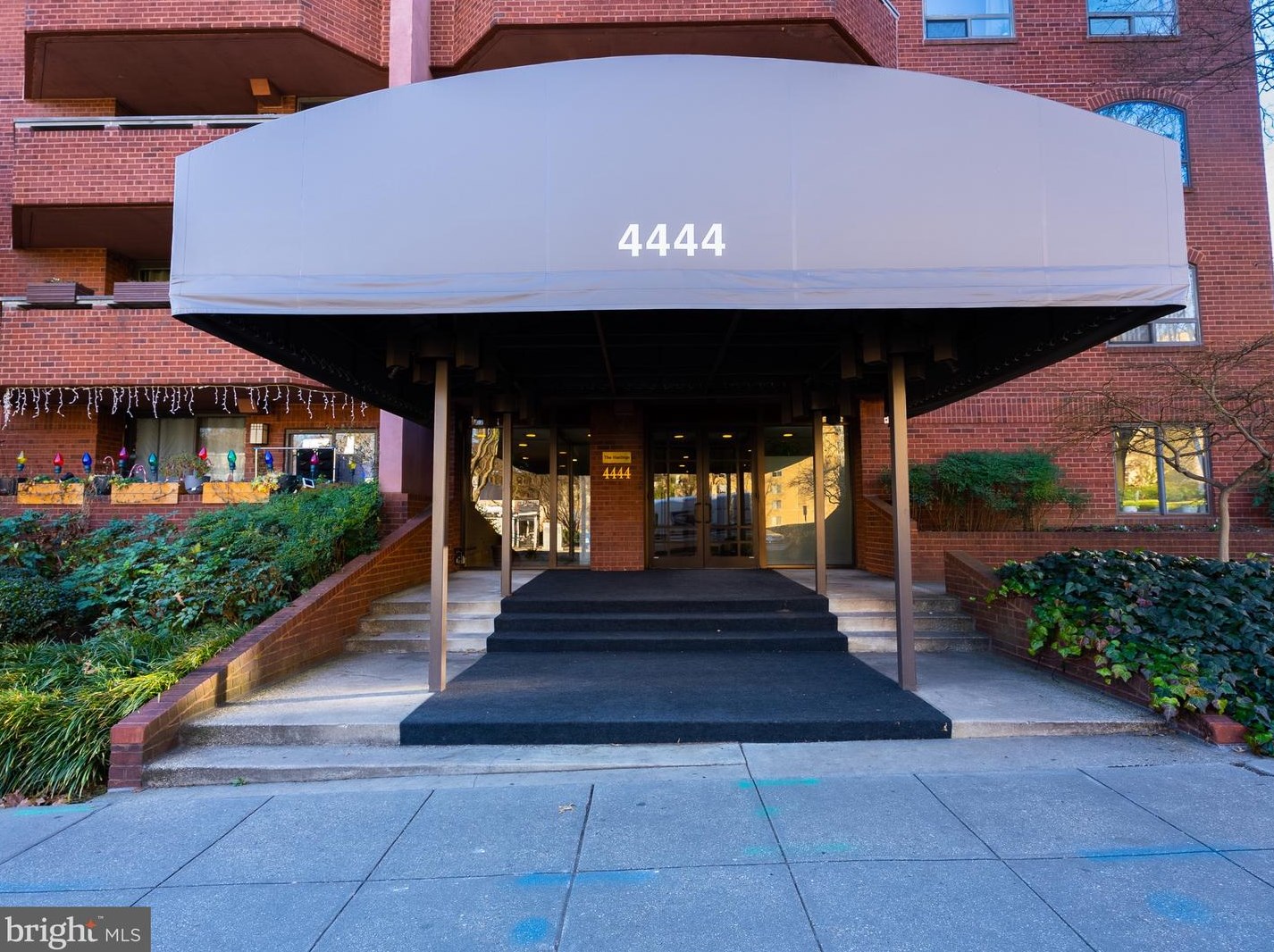 4444 Connecticut Ave Nw Apt 702, Washington, DC 20008
