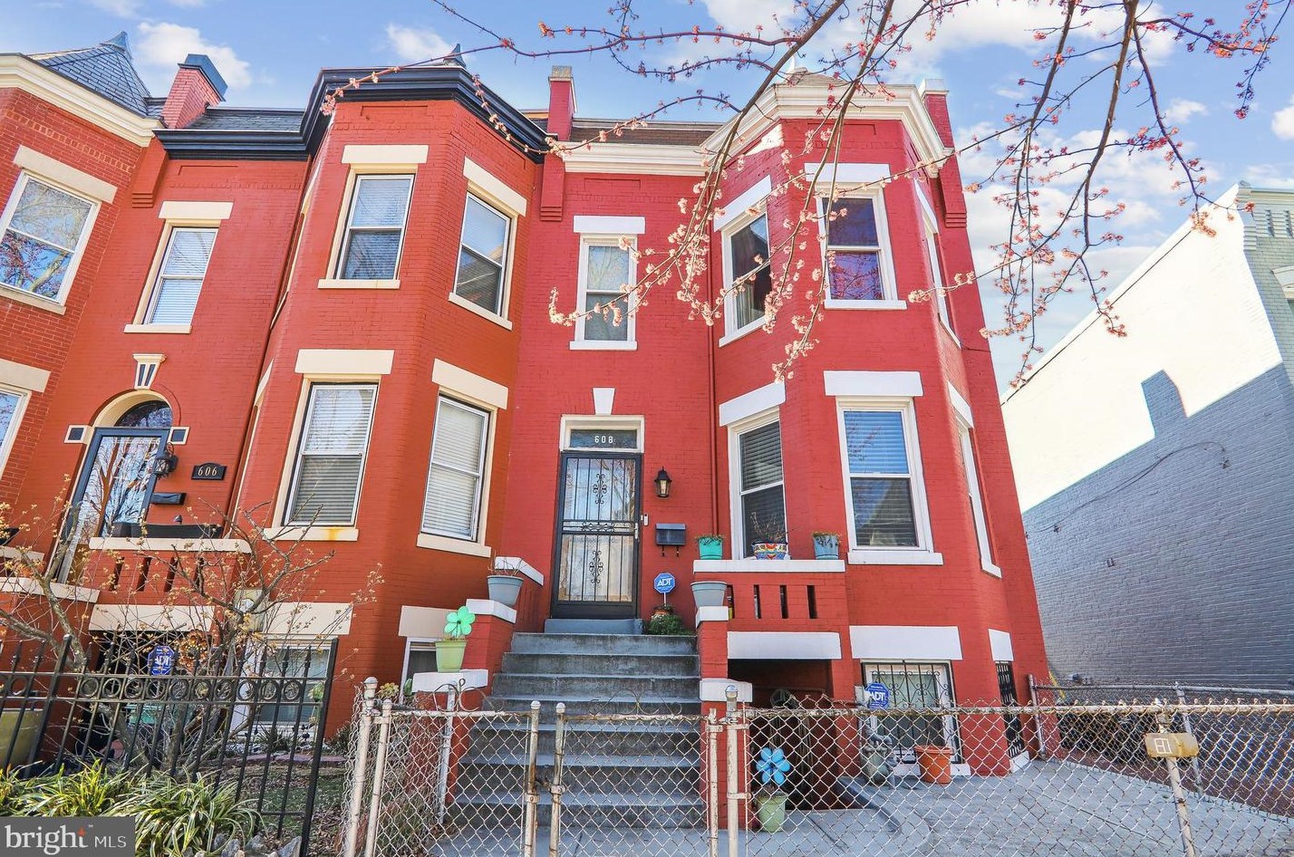 608 7th St Ne, Washington, DC 20002