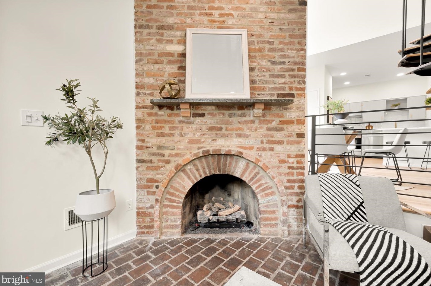 631 Pickford Pl, Washington DC 20002-5333 exterior