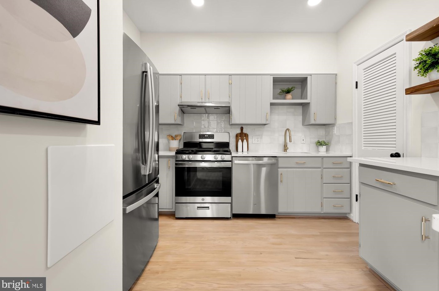 631 Pickford Pl, Washington DC 20002-5333 exterior