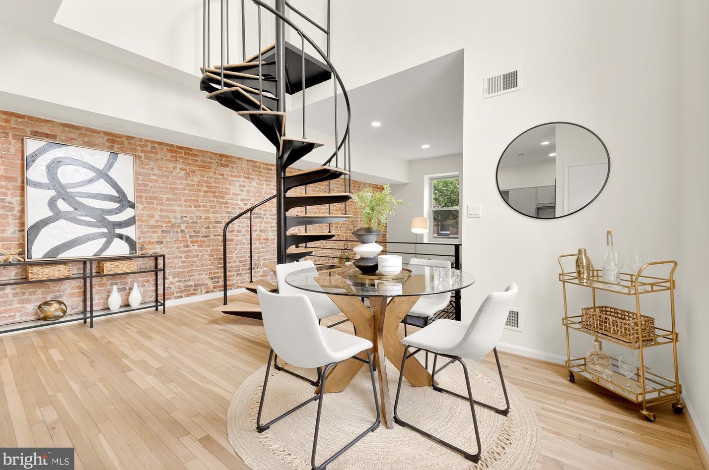 631 Pickford Pl, Washington DC 20002-5333 exterior