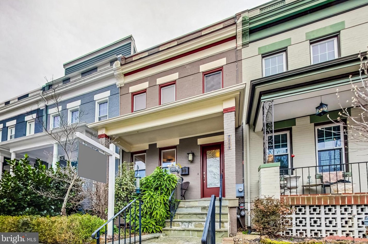 826 Otis Pl Nw, Washington, DC 20010