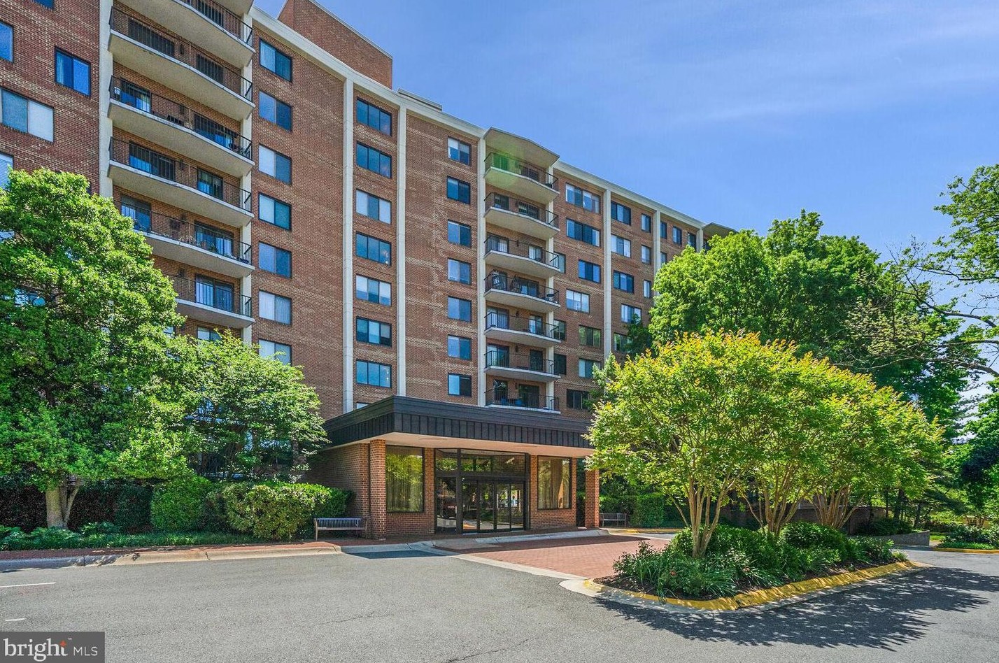 3101 New Mexico Ave, Washington DC  20016-5902 exterior