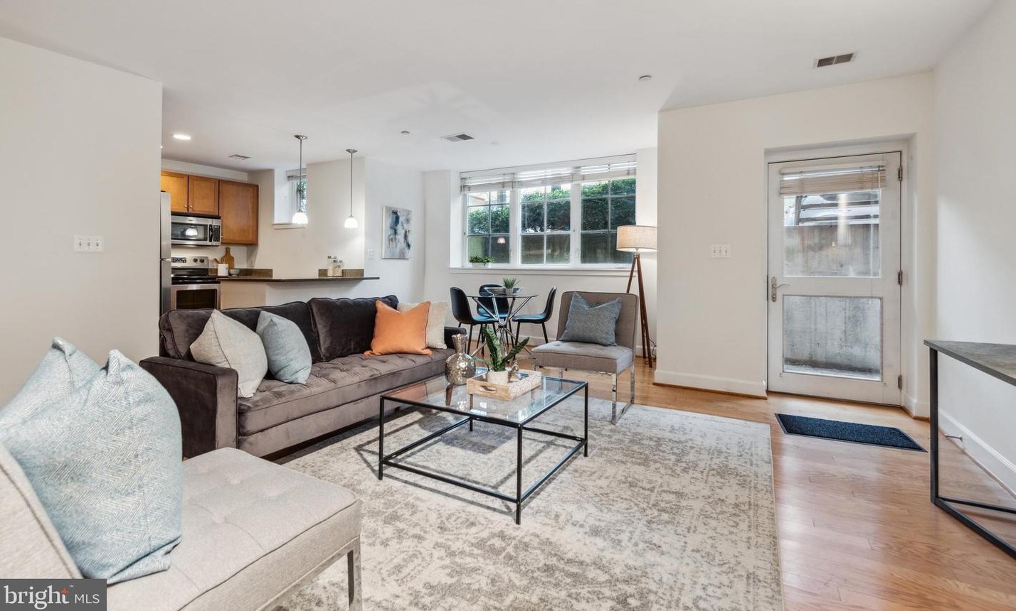 150 V St Nw #vl04, Washington, DC 20001
