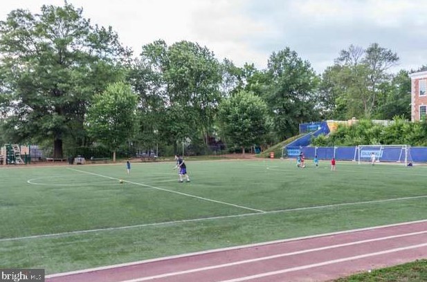 3033 New Mexico Ave, Washington DC 20016-3503 exterior