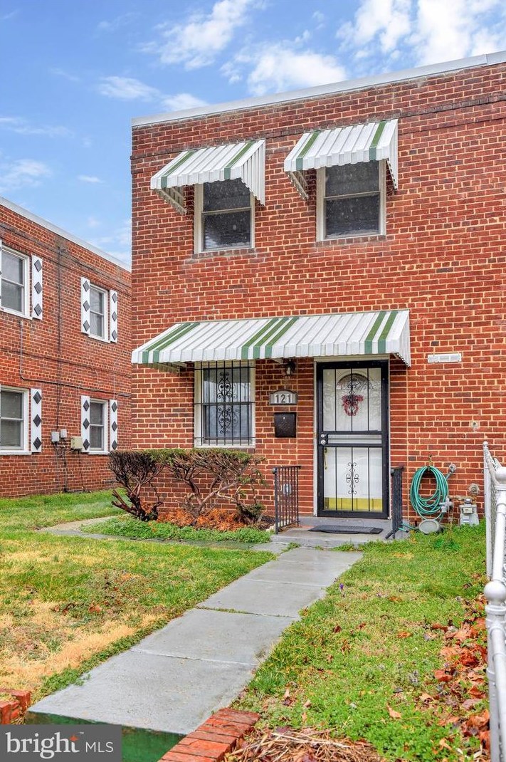 121 Anacostia Ave Ne, Washington, DC 20019