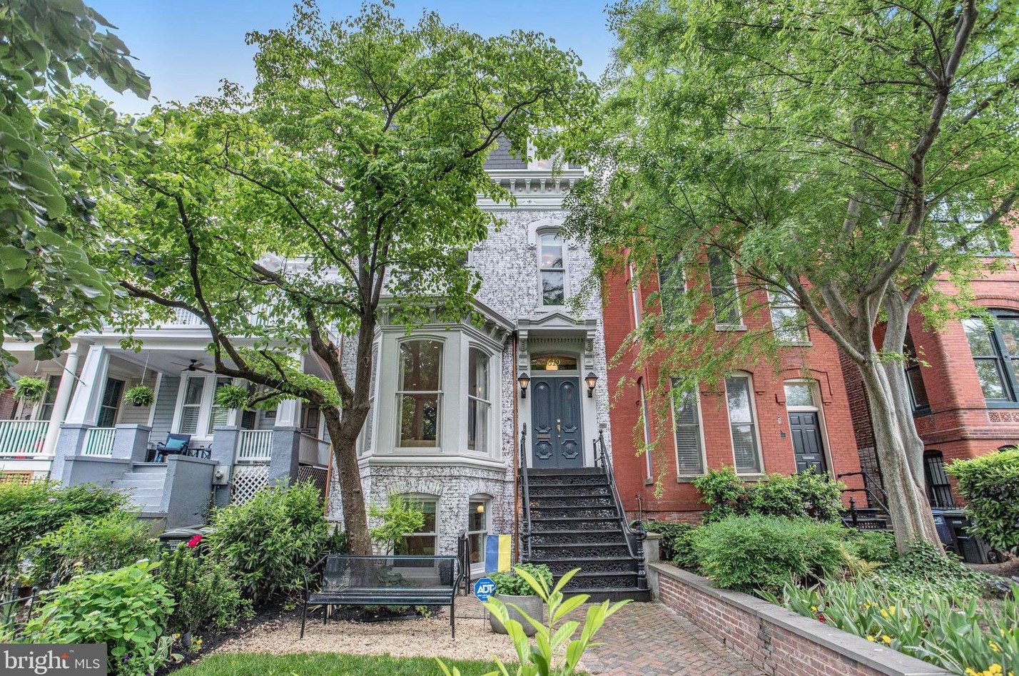 619 Massachusetts Ave Ne, Washington, DC 20002