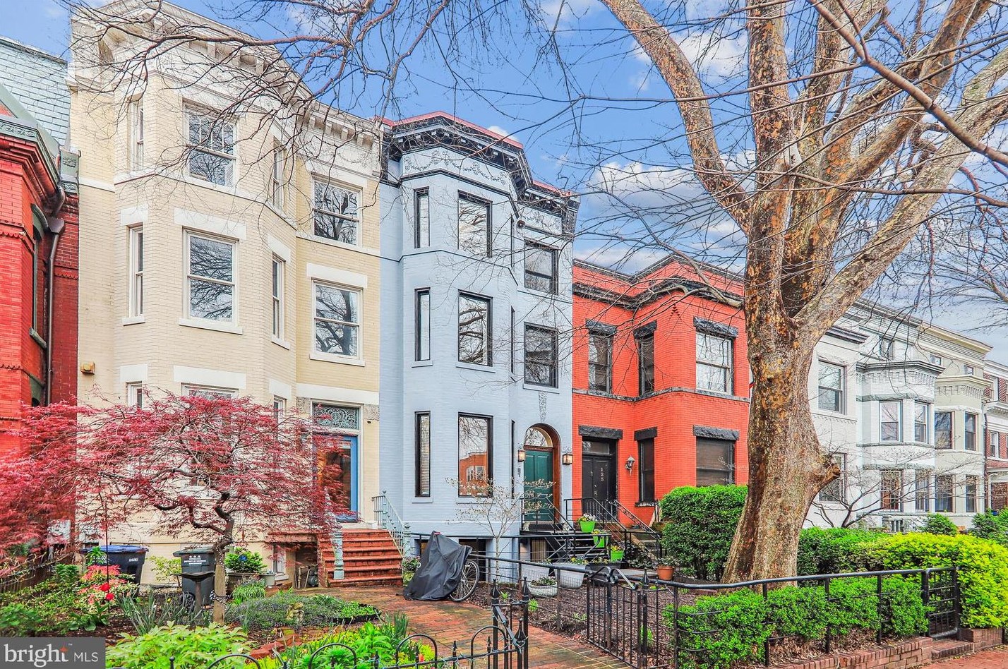 125 12th St, Washington DC  20003-1420 exterior