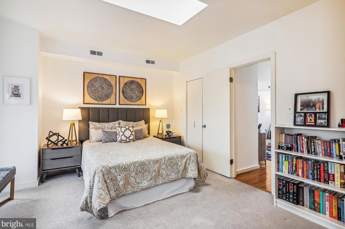 125 12th St, Washington DC  20003-1420 exterior