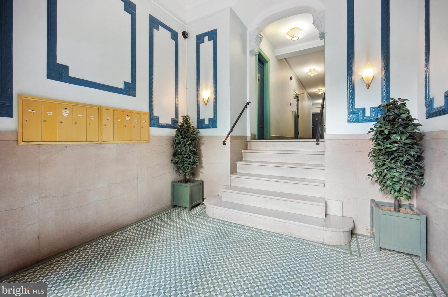 317 Ne 10th Ne #3, Washington, DC 20002