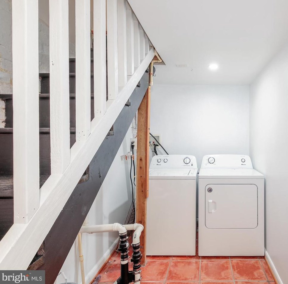 151 Thomas St, Washington DC  20001-1636 exterior