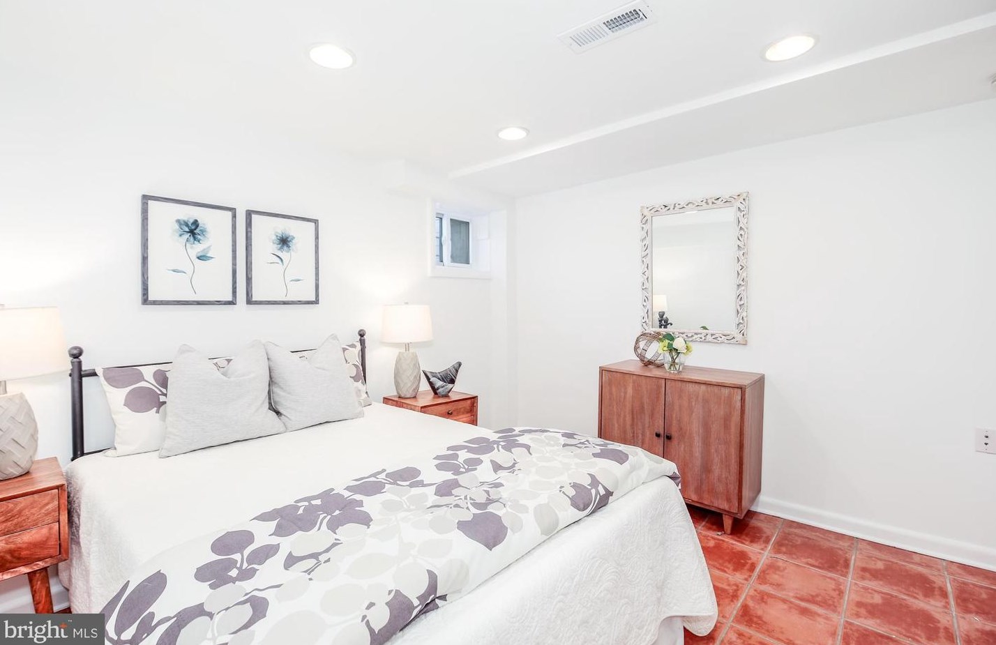 151 Thomas St, Washington DC  20001-1636 exterior