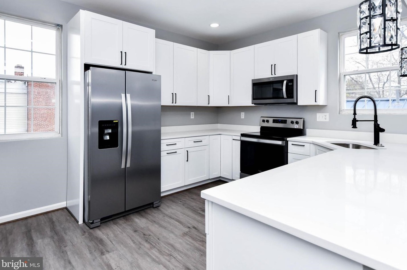 5220 Astor Pl, Washington DC  20019-6447 exterior