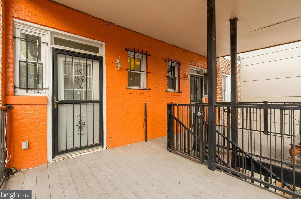 612 Newton Pl, Washington DC 20010-1747 exterior