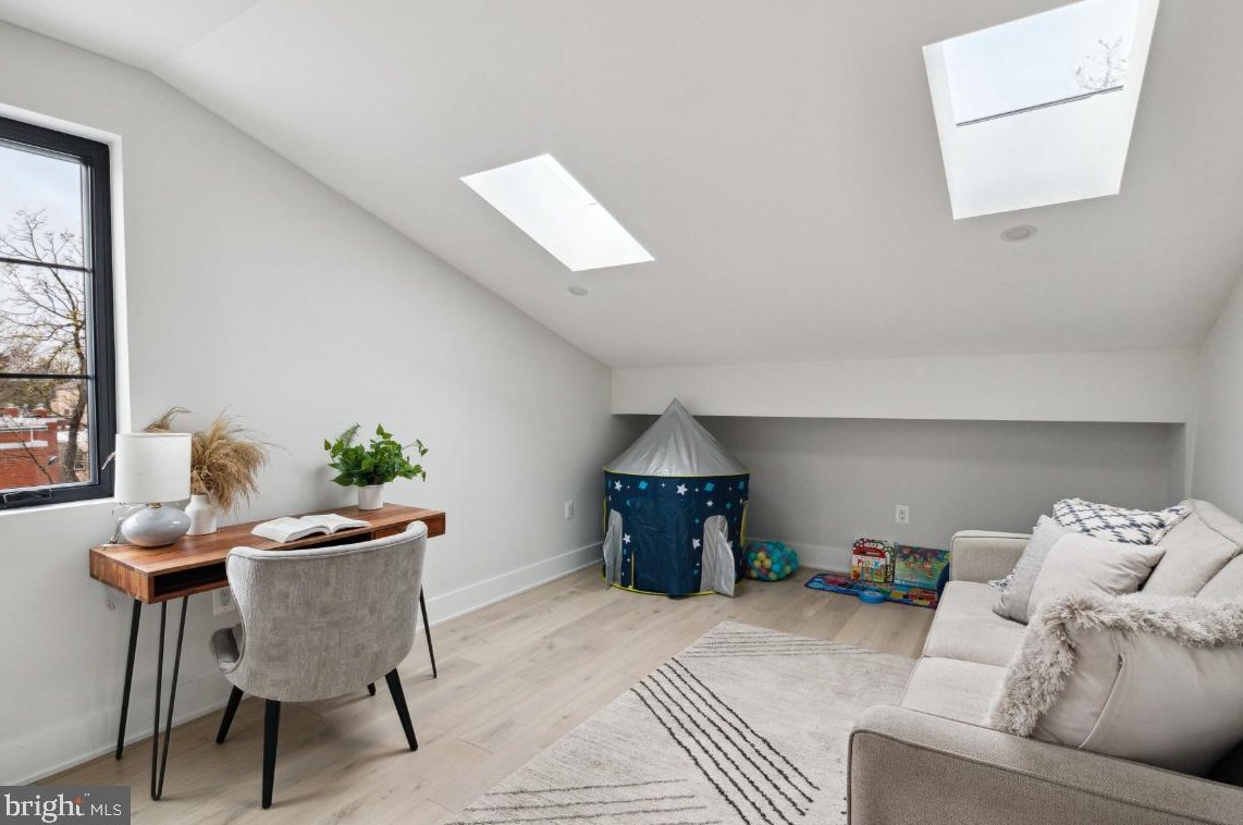 1416 A St, Washington DC  20003-1523 exterior