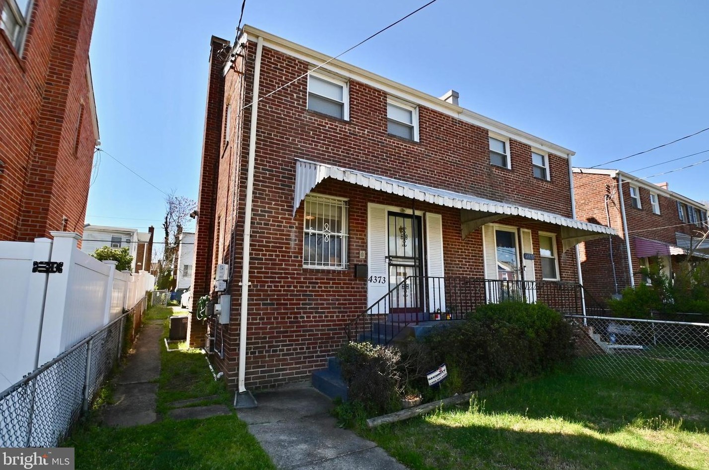 4373 F St Se, Washington, DC 20019