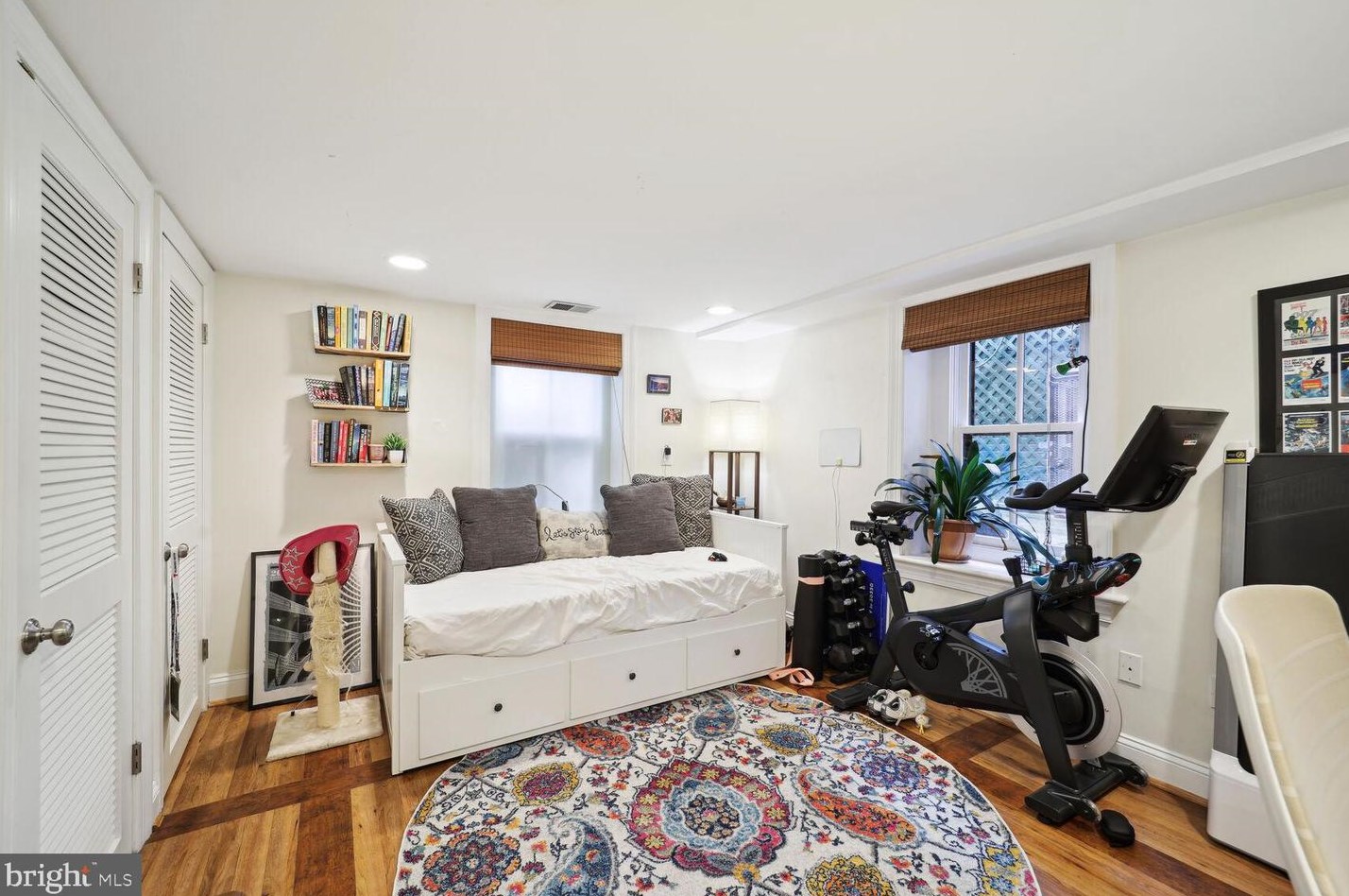 1849 Mintwood Pl, Washington DC 20009-1984 exterior