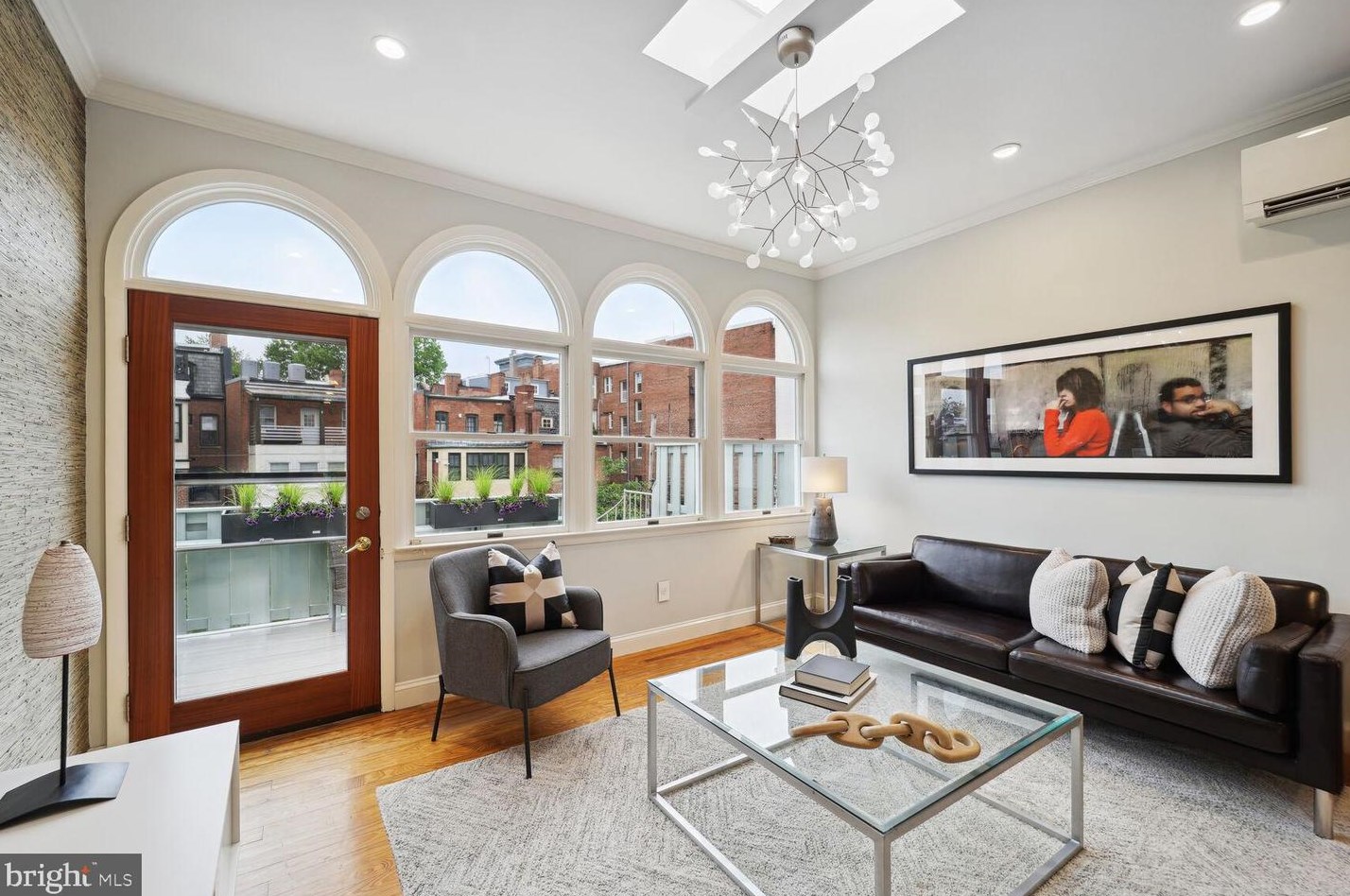 1849 Mintwood Pl, Washington DC 20009-1984 exterior