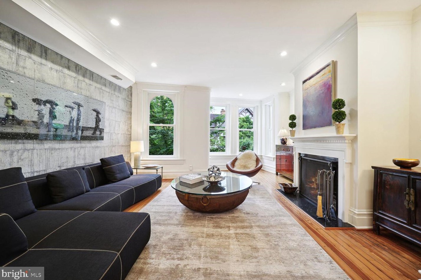 1849 Mintwood Pl, Washington DC 20009-1984 exterior