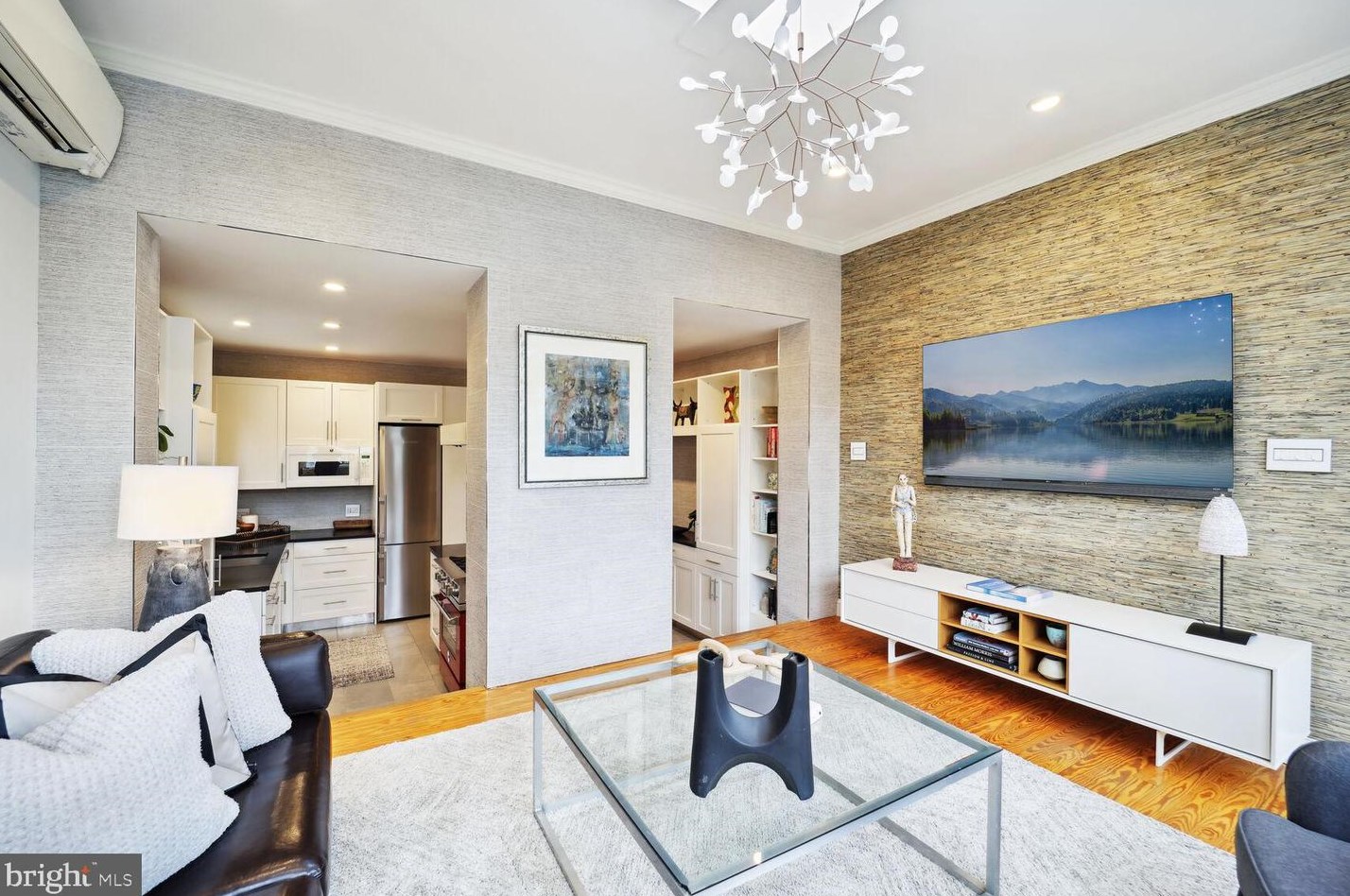 1849 Mintwood Pl, Washington DC 20009-1984 exterior