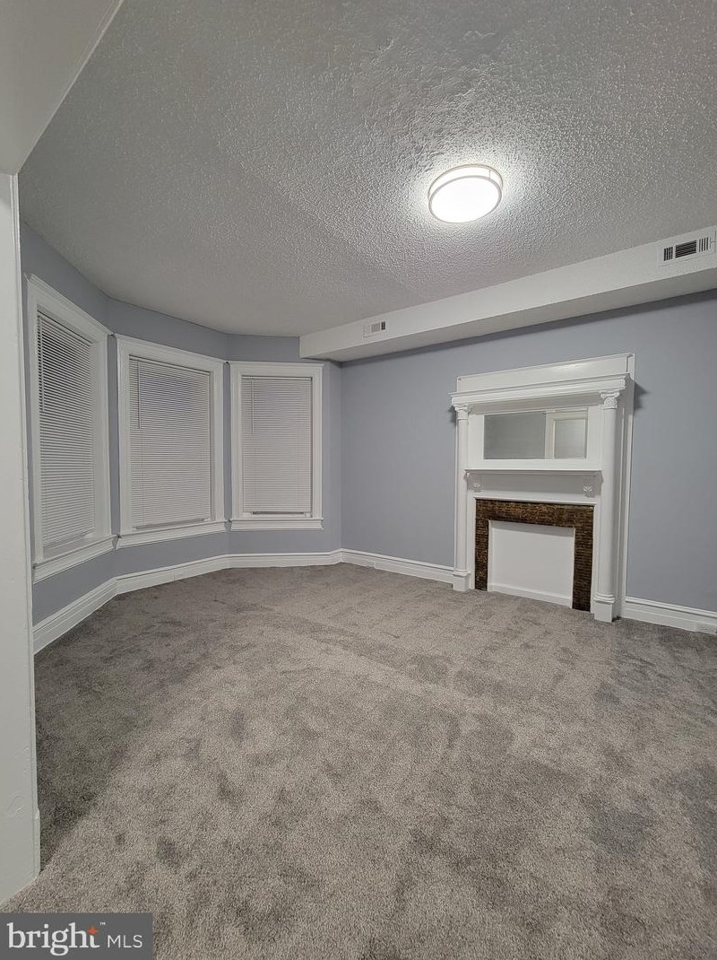 138 Rhode Island Ave, Washington DC  20001-1633 exterior