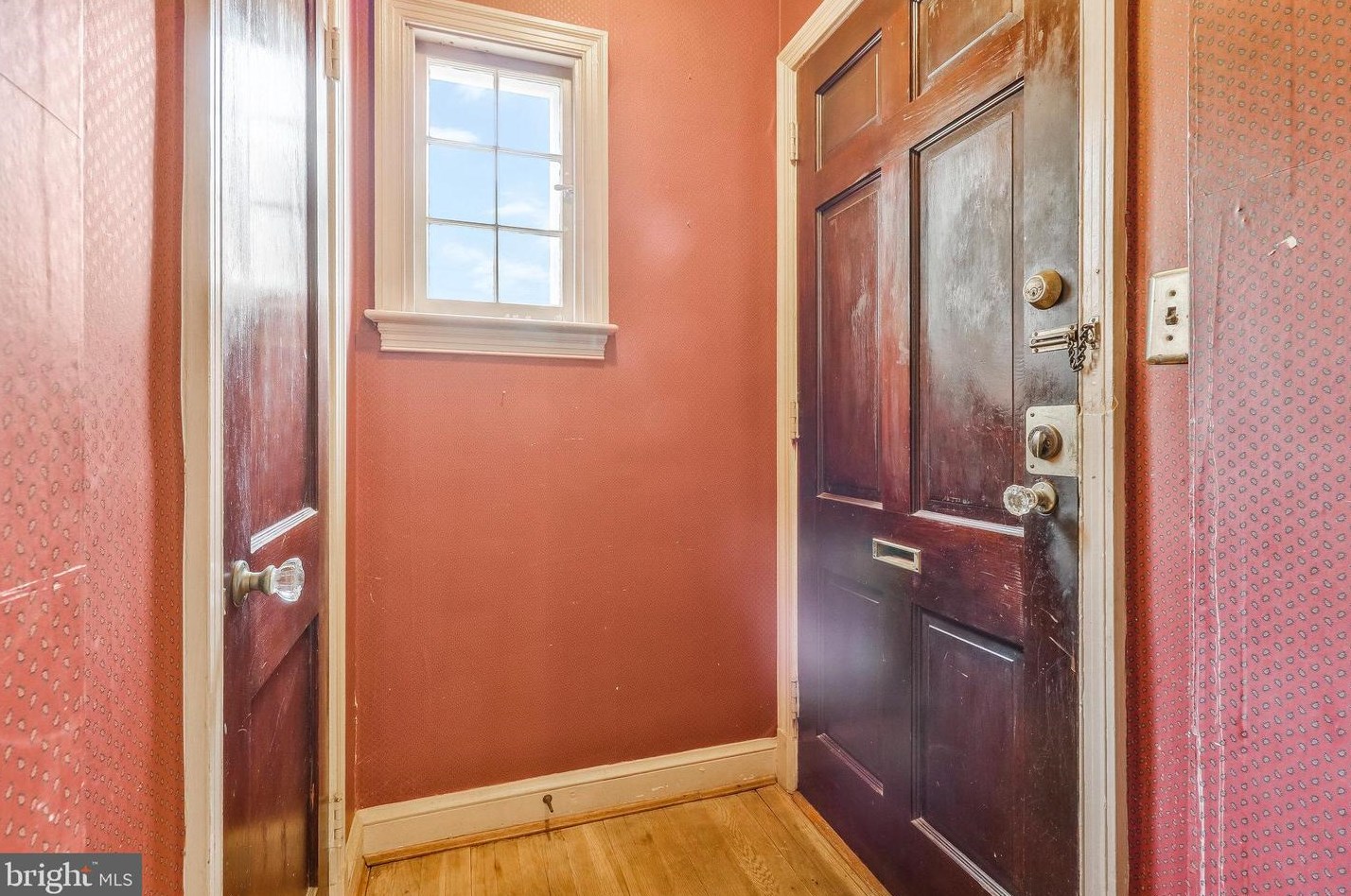 821 Taylor St, Washington, DC 20011-5834