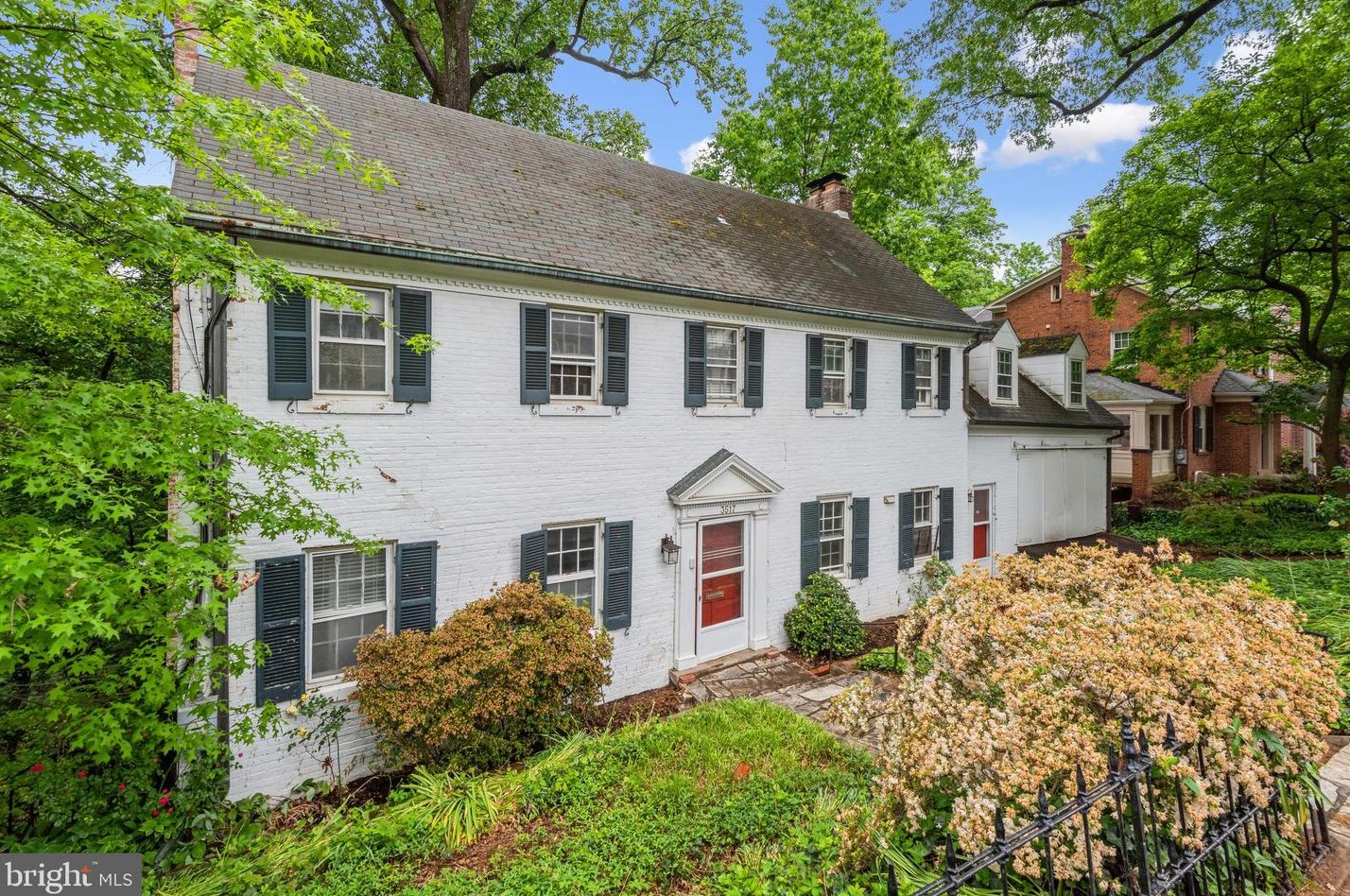 3517 Rodman St, Washington, DC 20008-3118