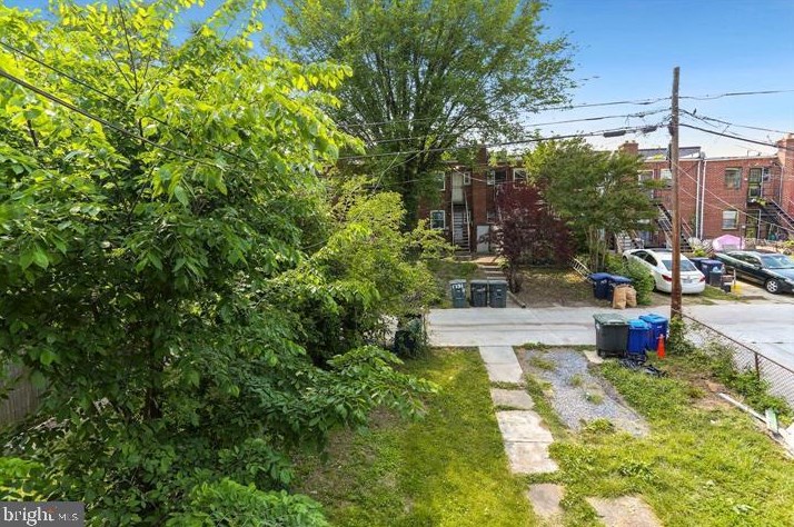 1268 16 St, Washington DC 20012-2810 exterior