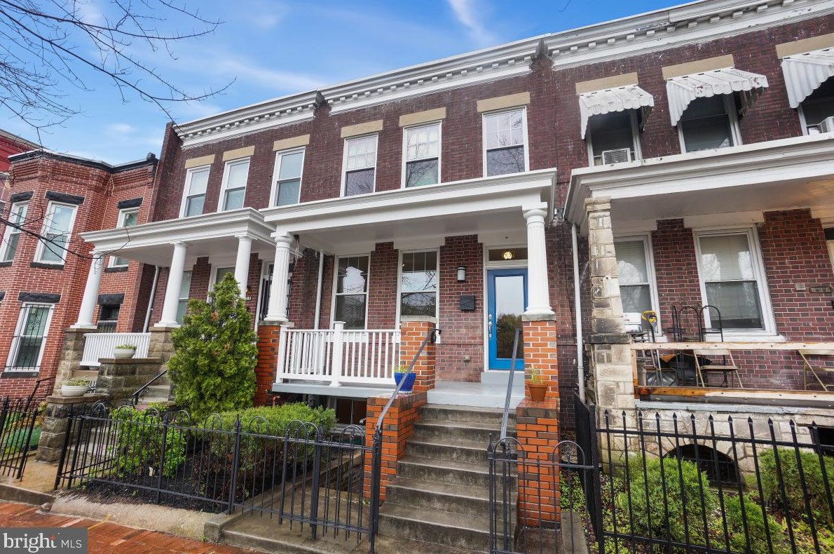 637 10th St, Washington, DC 20002-5315