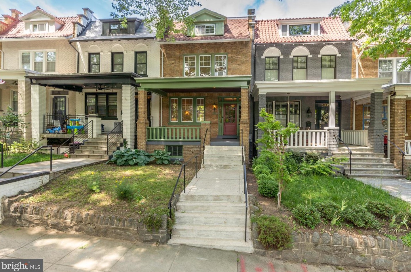 1421 Varnum St, Washington, DC 20011-7027