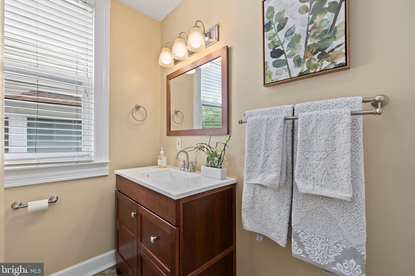 2900 Carlton Ave, Washington DC 20018-2615 exterior