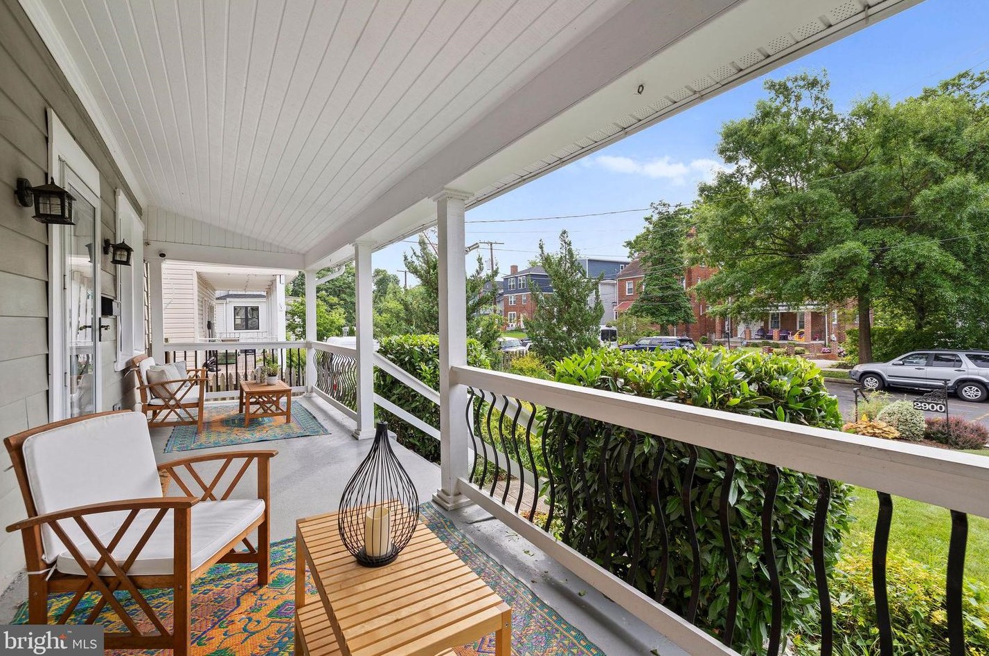 2900 Carlton Ave, Washington DC 20018-2615 exterior