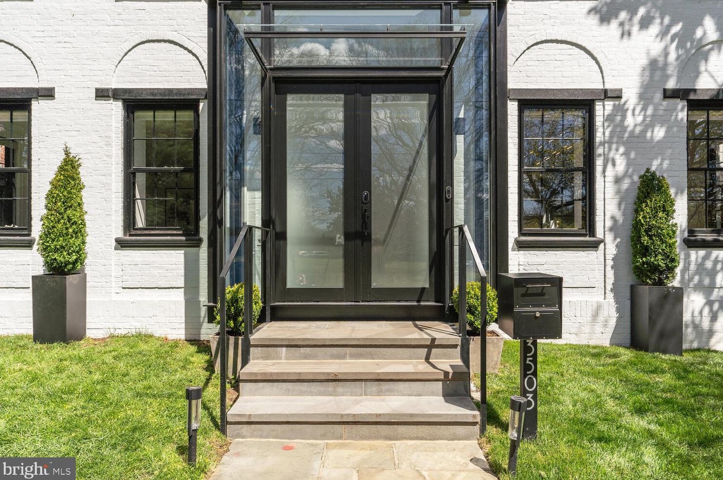 3503 Fulton St Nw, Washington, DC 20007