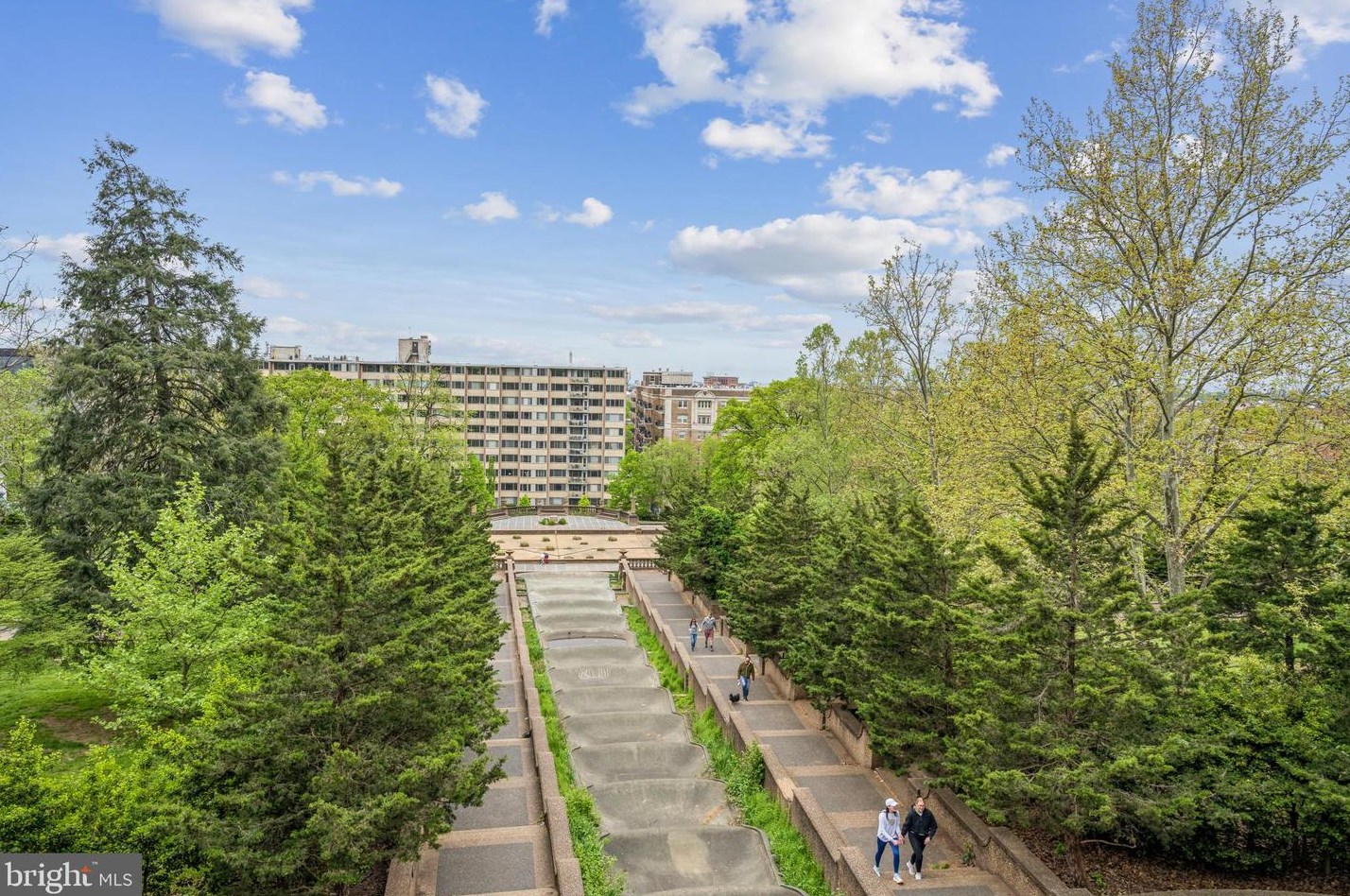 1715 15th St, Washington DC 20002-1846 exterior